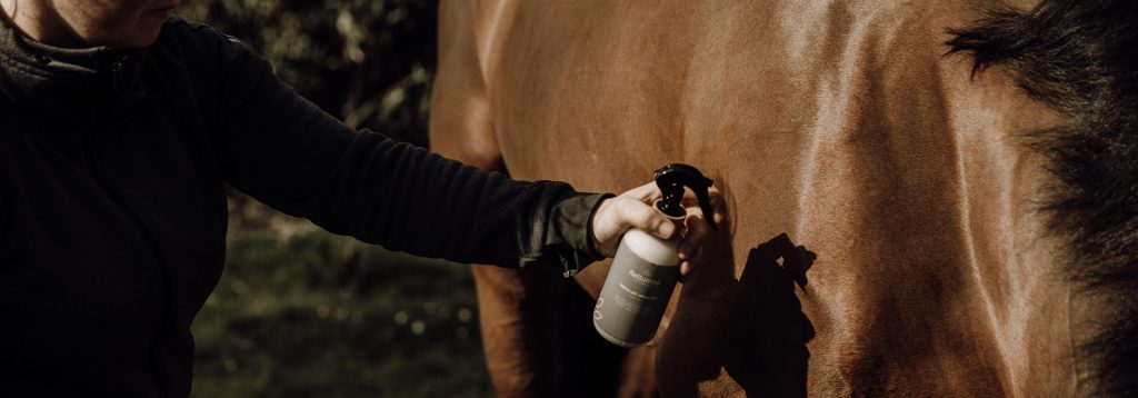EKIN Répulsif Insectes Waterproof pour chevaux - Produit 100% naturel